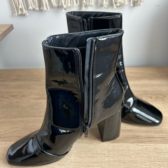 Lulus Patent Bootie - Picture 7 of 12